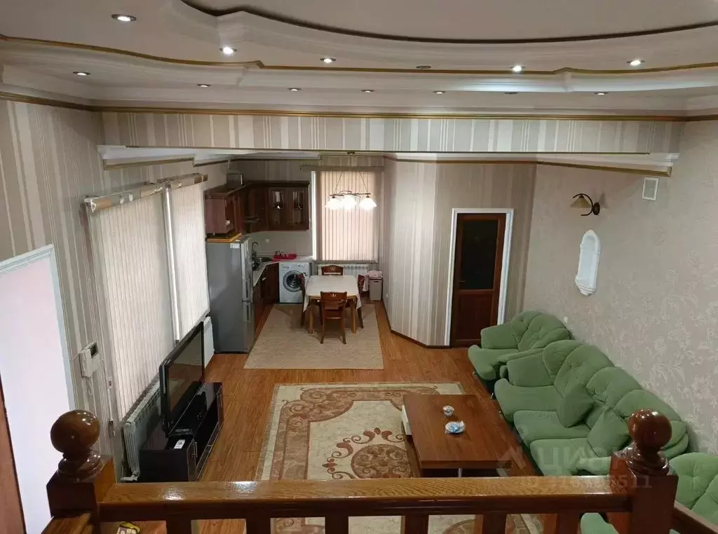 Дом в Дагестан, Дербентский район, с. Хазар ул. Мира, 4 (500 м) - Фото 0