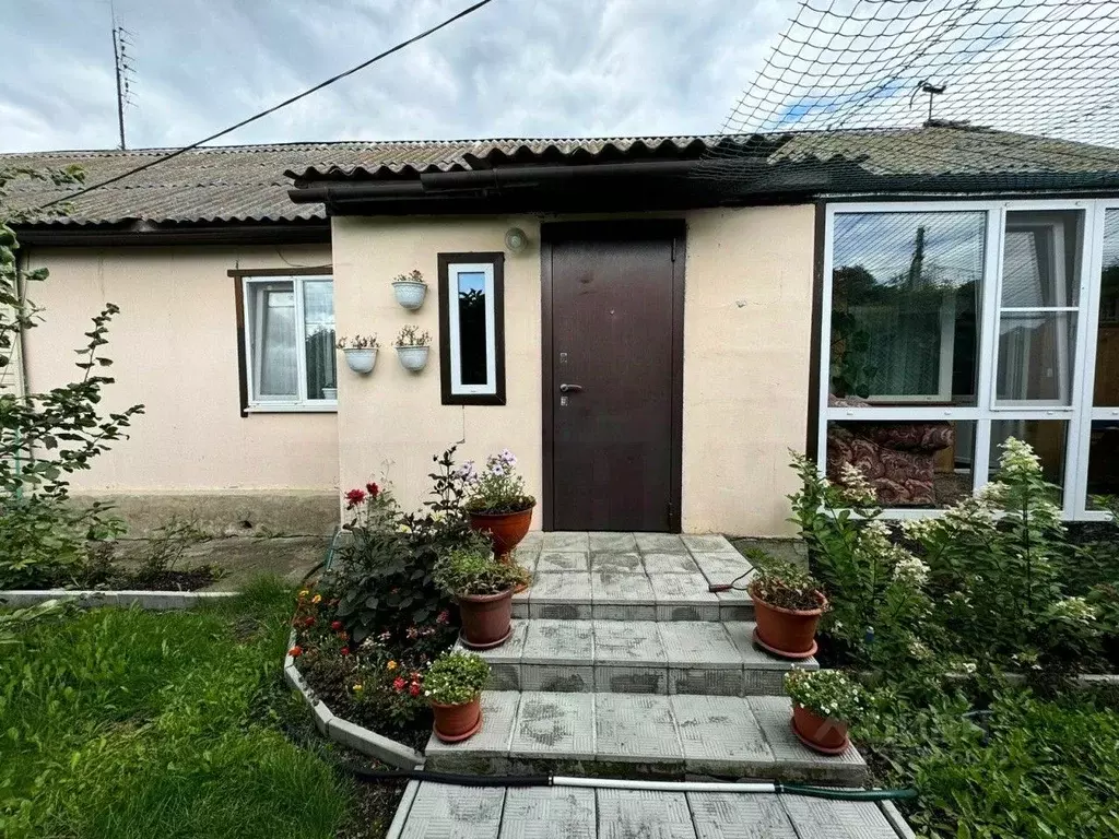 Дом в Свердловская область, Артемовский пер. Сысолятина, 7 (86 м) - Фото 1