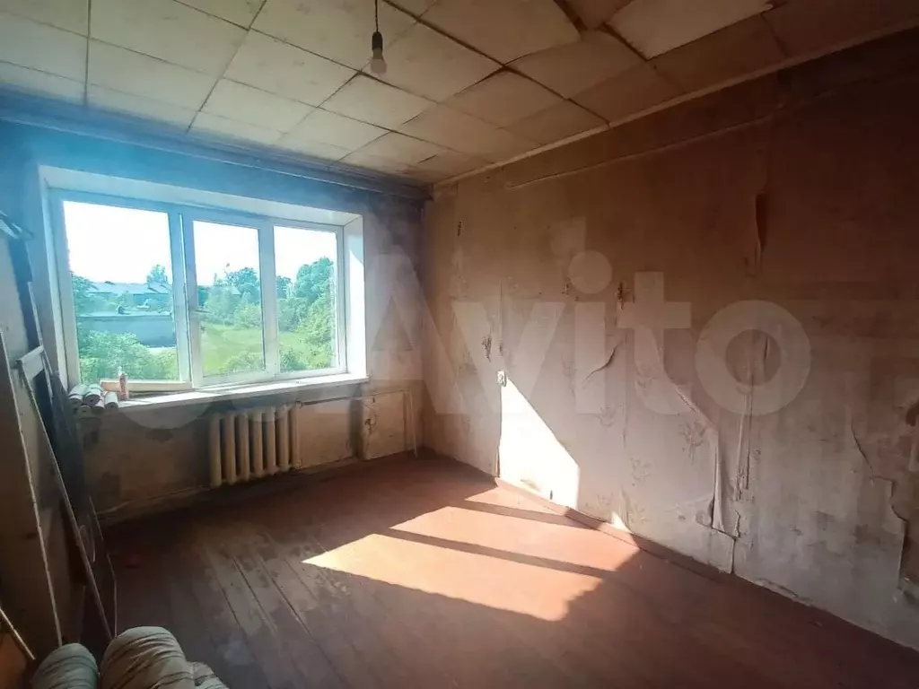 Комната 19,3 м в 4-к., 2/2 эт. - Фото 0