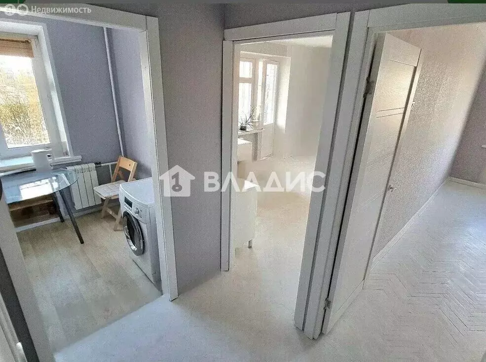 2-комнатная квартира: посёлок Поведники, 6 (45 м) - Фото 1