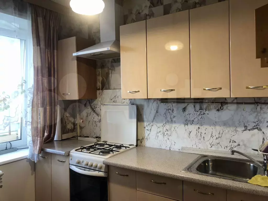 4-к. квартира, 70 м, 9/9 эт. - Фото 0