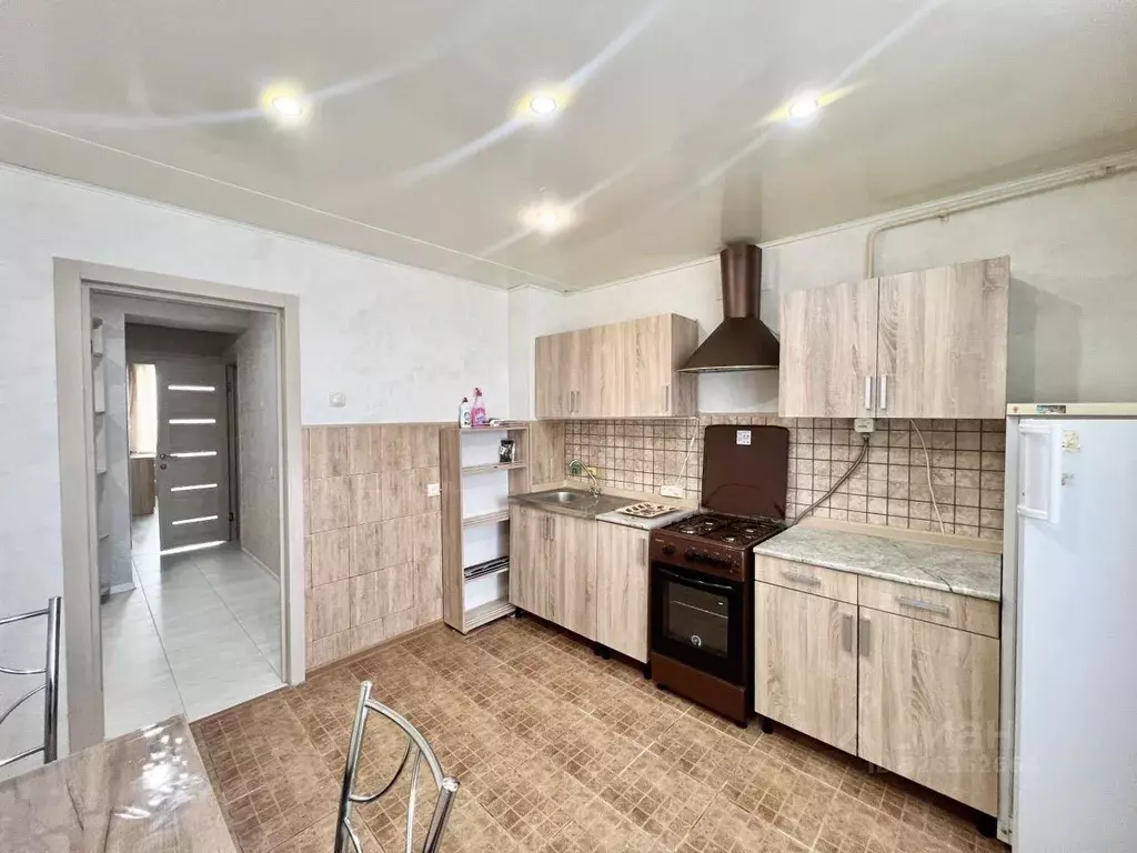 2-к кв. Брянская область, Брянск ул. Романа Брянского, 18 (60.0 м) - Фото 2