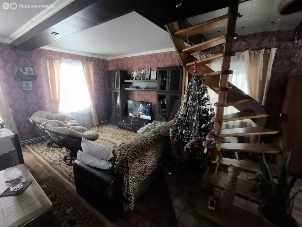 2-комнатная квартира: деревня Зубино, 30 (313 м) - Фото 2