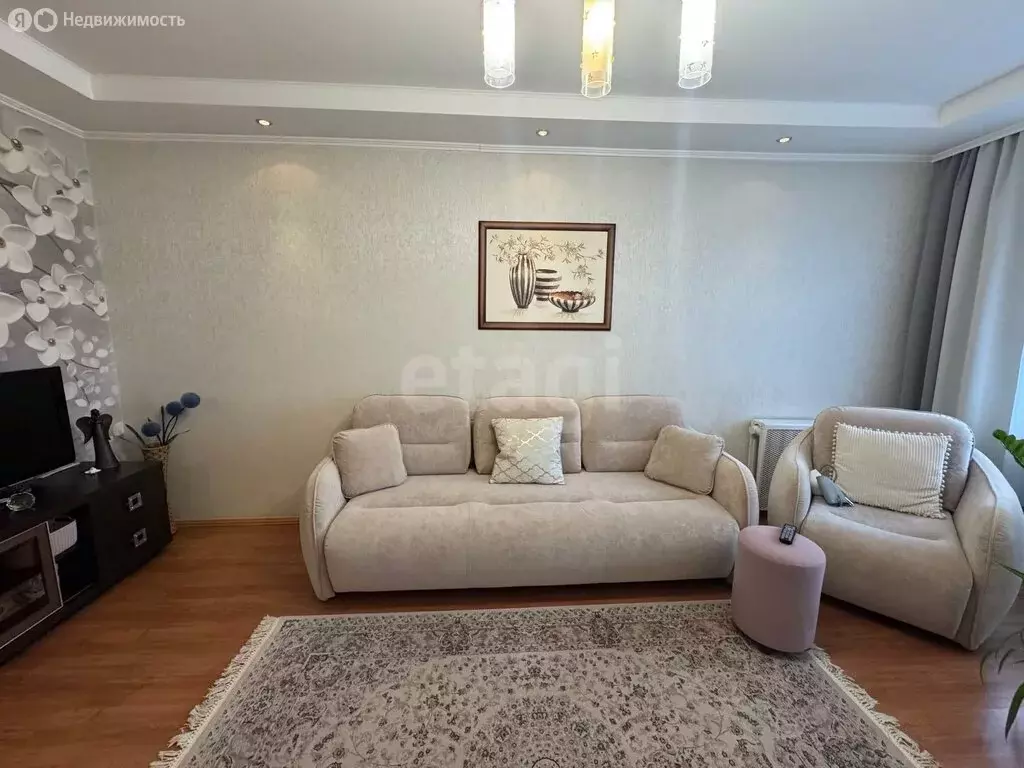 3-комнатная квартира: Шадринск, улица Ленина, 140 (64.7 м) - Фото 2