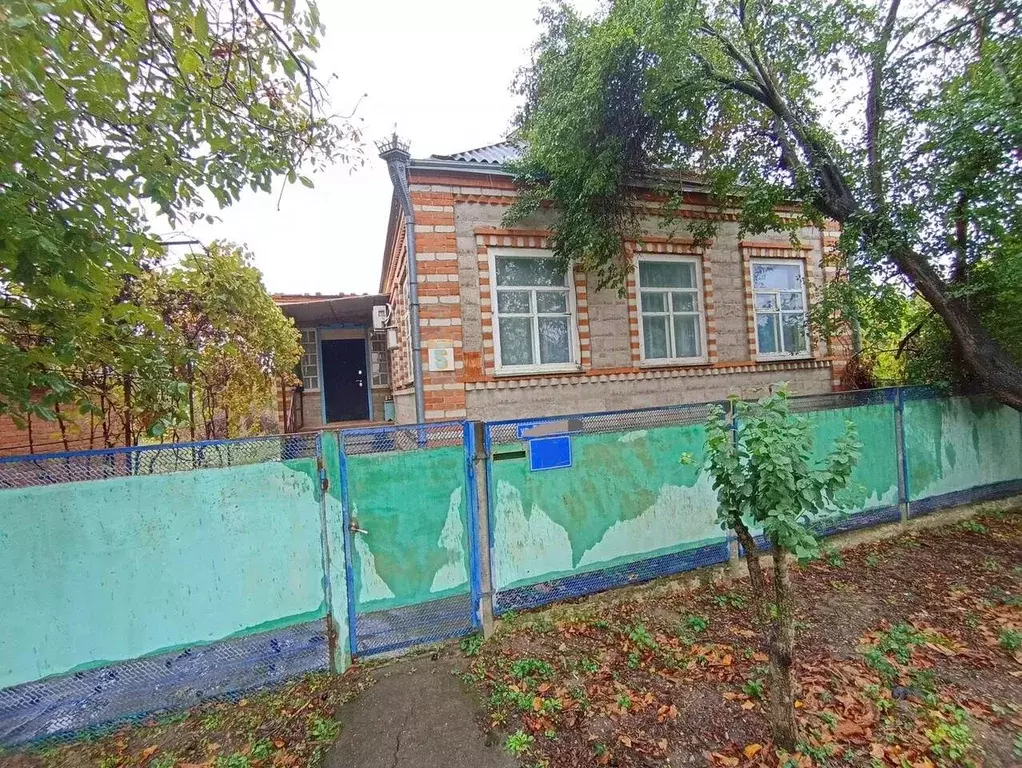 Дом в Краснодарский край, Северская ст-ца ул. Дзержинского (77 м) - Фото 0
