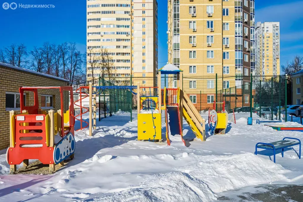 3-комнатная квартира: Екатеринбург, жилой район Пионерский, Шалинский ... - Фото 2