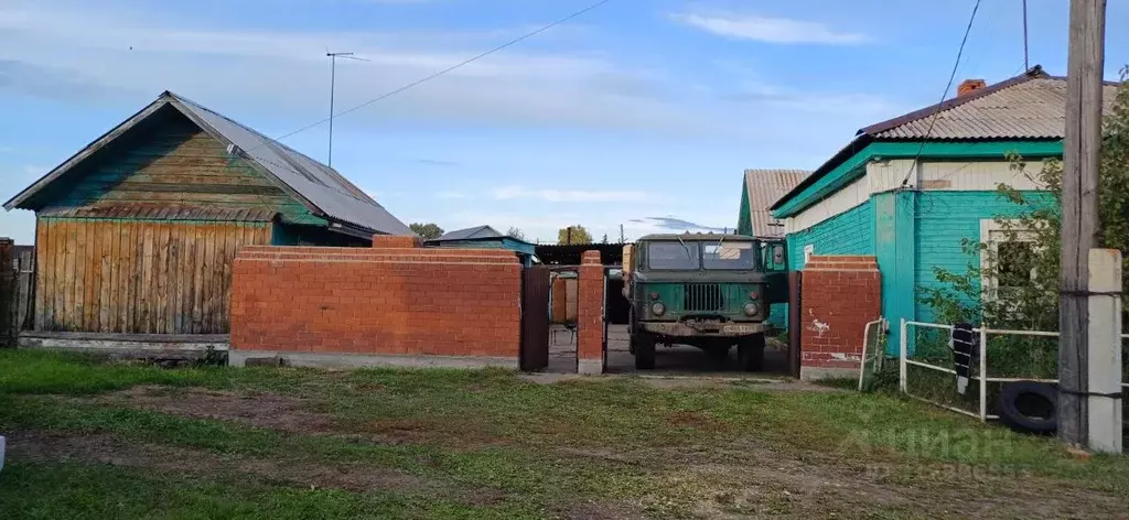 Дом в Иркутская область, Иркутский муниципальный округ, с. Оек ул. ... - Фото 0