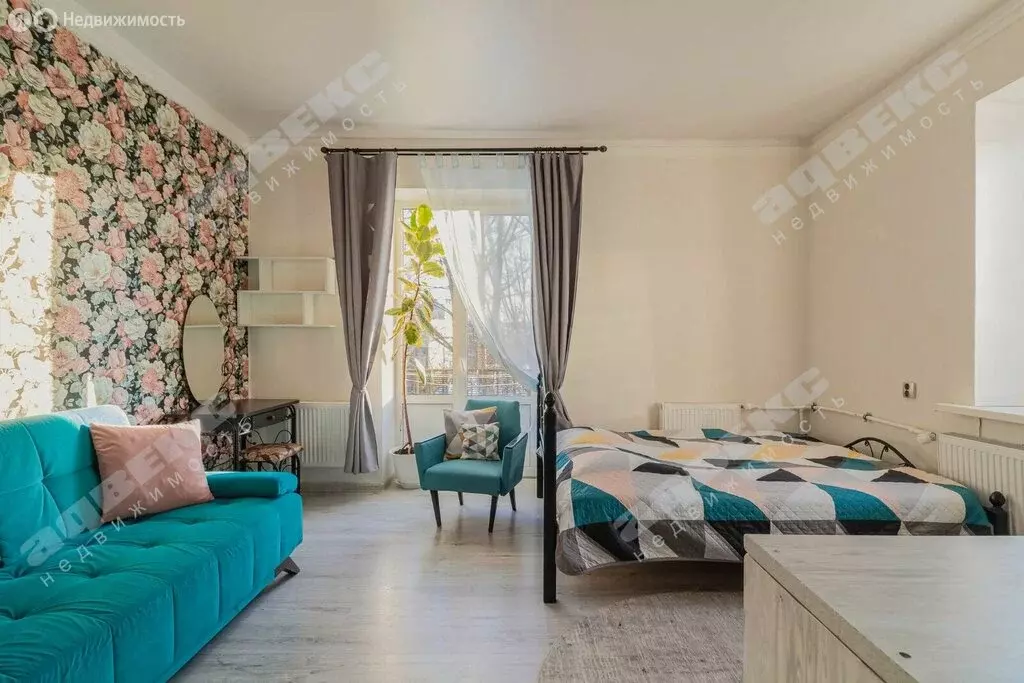 1к в 15-комнатной квартире (23.2 м) - Фото 1