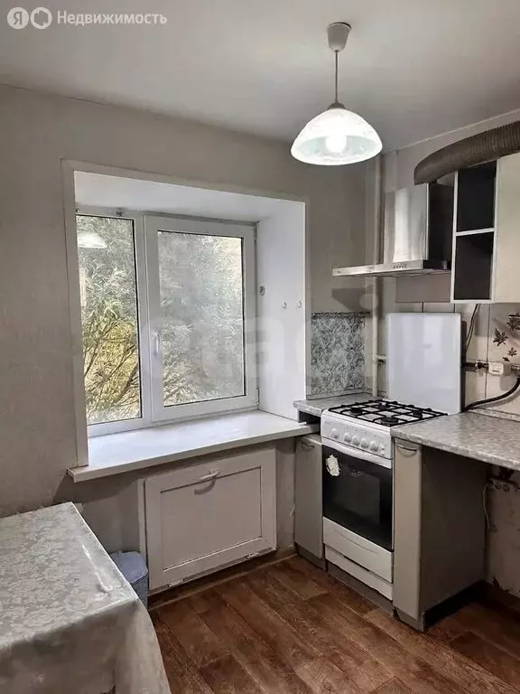 3-комнатная квартира: Пермь, улица Тургенева, 33 (55.8 м) - Фото 2