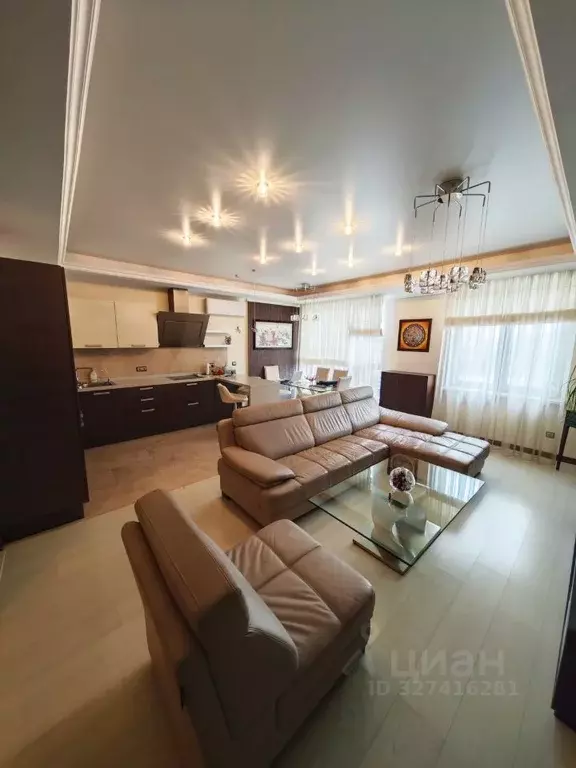 2-к кв. Приморский край, Владивосток ул. Кирова, 25Б (65.0 м) - Фото 1