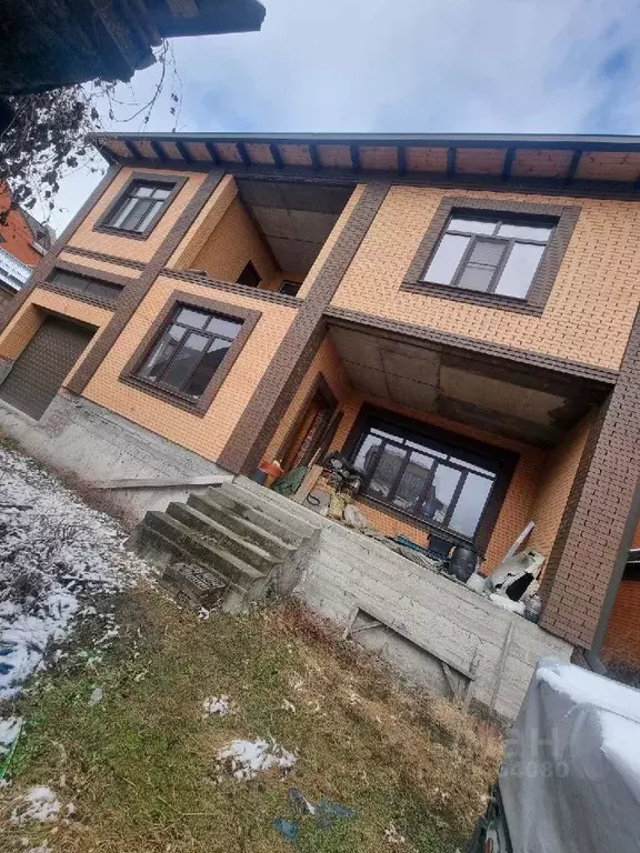 Дом в Северная Осетия, Владикавказ ул. Кастанаева, 90 (720 м) - Фото 0