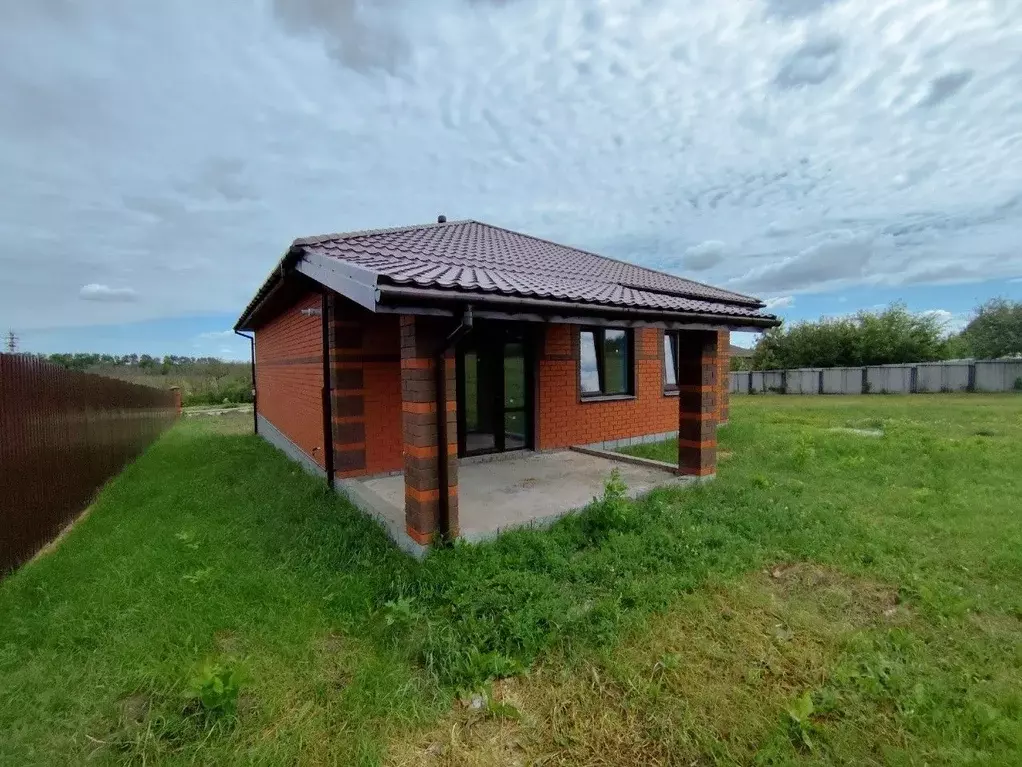 Дом в Белгородская область, Яковлевский муниципальный округ, с. ... - Фото 2