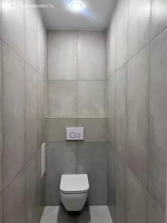 3-комнатная квартира: Оренбург, улица Поляничко, 9 (90 м) - Фото 1