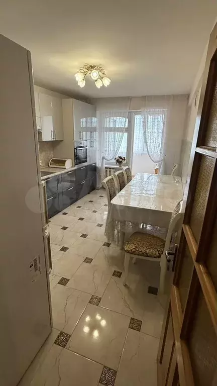 3-к. квартира, 100 м, 6/8 эт. - Фото 1