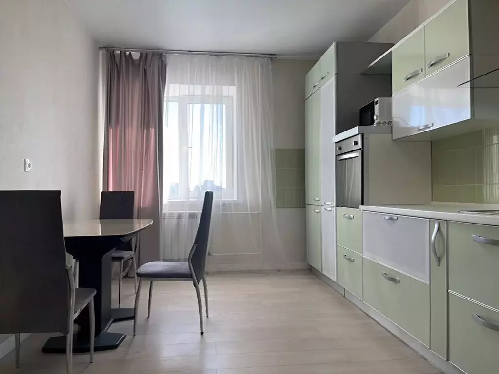 2-к кв. Новосибирская область, Новосибирск Ипподромская ул., 19 (95.0 ... - Фото 1