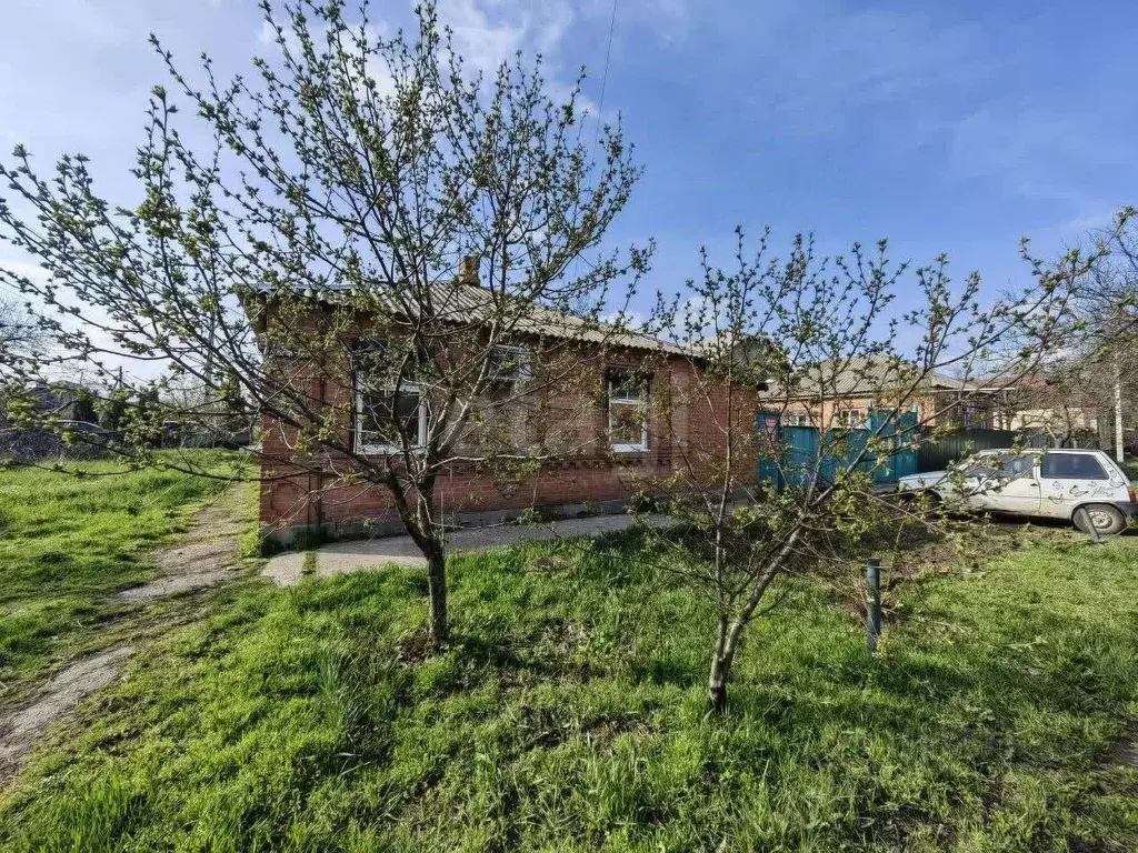 Дом в Ростовская область, Ростов-на-Дону пос. Орджоникидзе, ул. ... - Фото 1