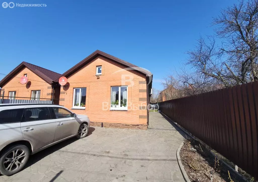 Дом в Ростов-на-Дону, улица Оганова (90 м) - Фото 1