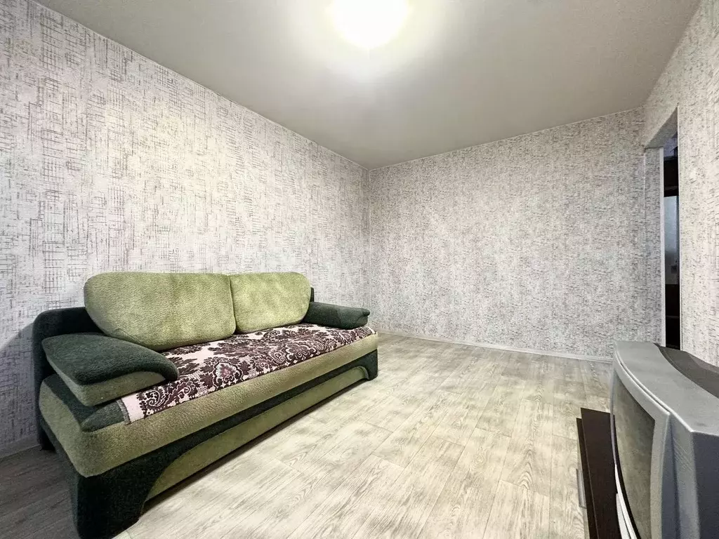 2-к. квартира, 38,4 м, 5/5 эт. - Фото 0