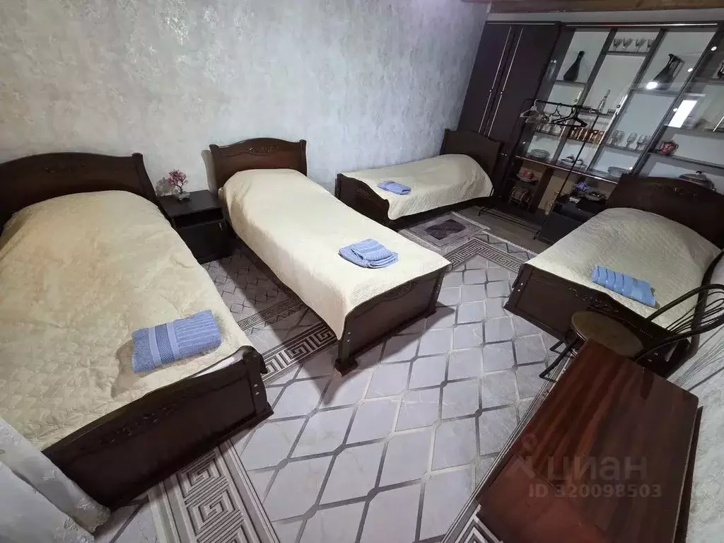 Дом в Дагестан, Хунзахский район, с. Гонох ул. Дайтбег Дайтбегова, 20 ... - Фото 1