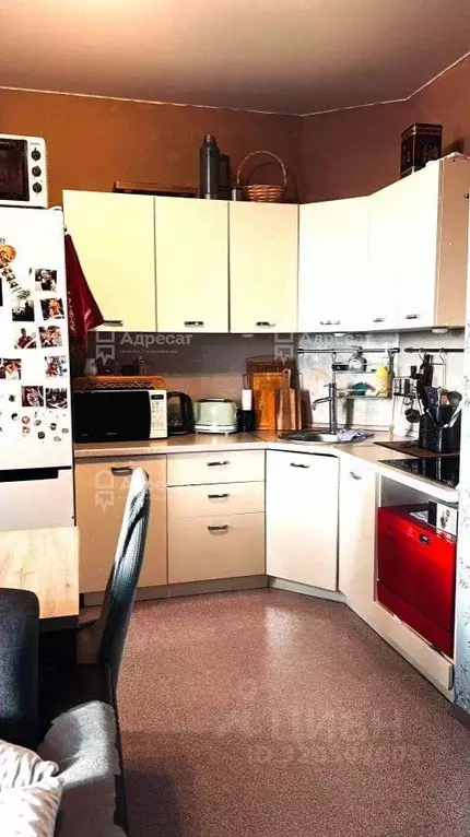 2-к кв. Волгоградская область, Волгоград ул. Маршала Воронова, 24 ... - Фото 1