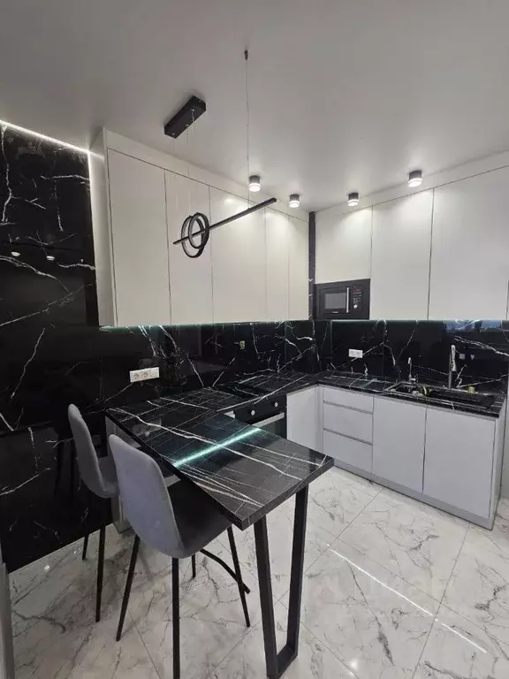 Студия Ростовская область, Ростов-на-Дону, Нахичевань ул. 26-я Линия, ... - Фото 1