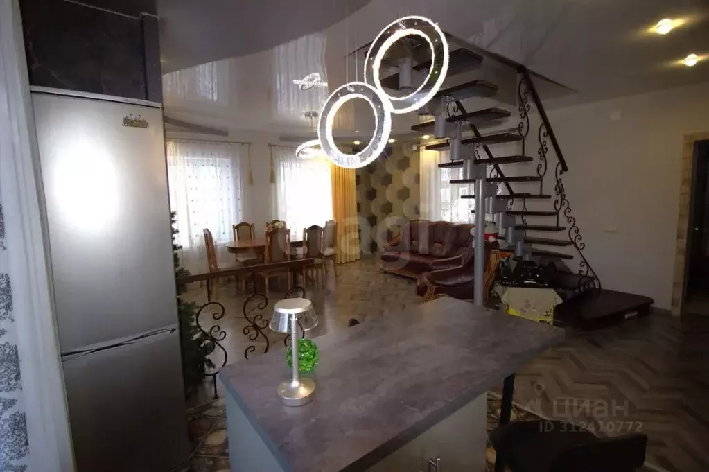 Дом в Вологодская область, Великий Устюг пер. Речников, 1 (107 м) - Фото 1