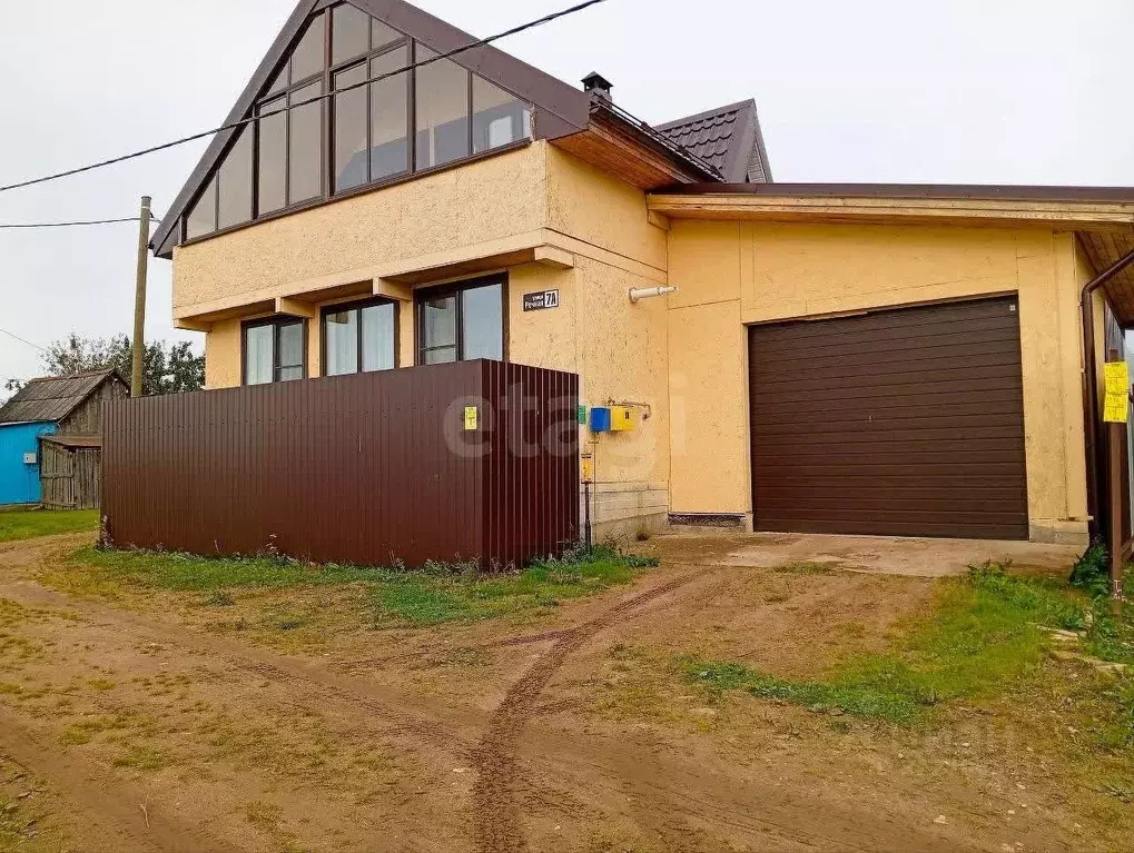 Дом в Ленинградская область, Киришский район, Пчевское с/пос, д. Пчева ... - Фото 1