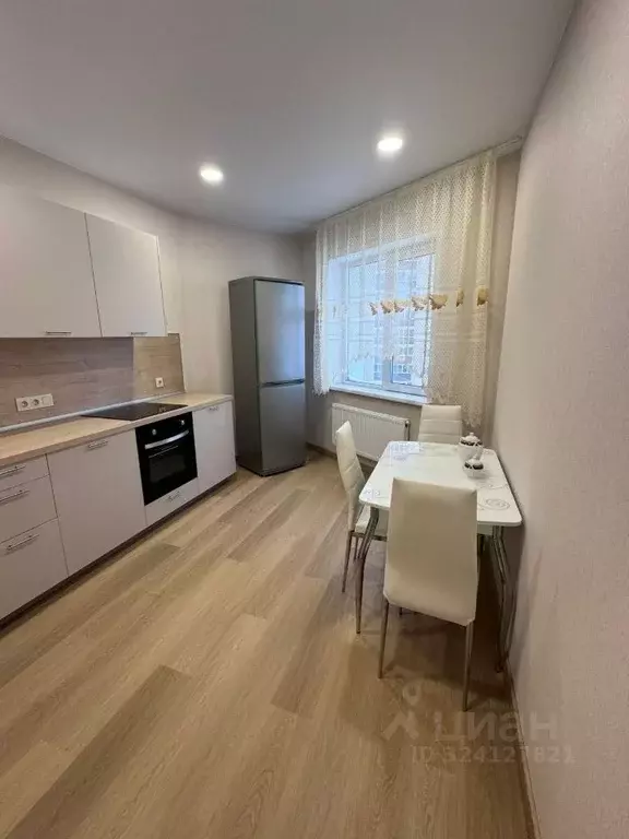 2-к кв. Новосибирская область, Новосибирск Закаменский мкр, 13 (60.0 ... - Фото 1