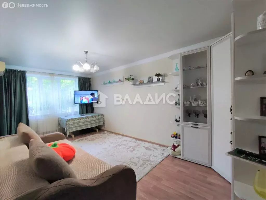 3-комнатная квартира: Анапа, улица Толстого, 62 (57.3 м) - Фото 0
