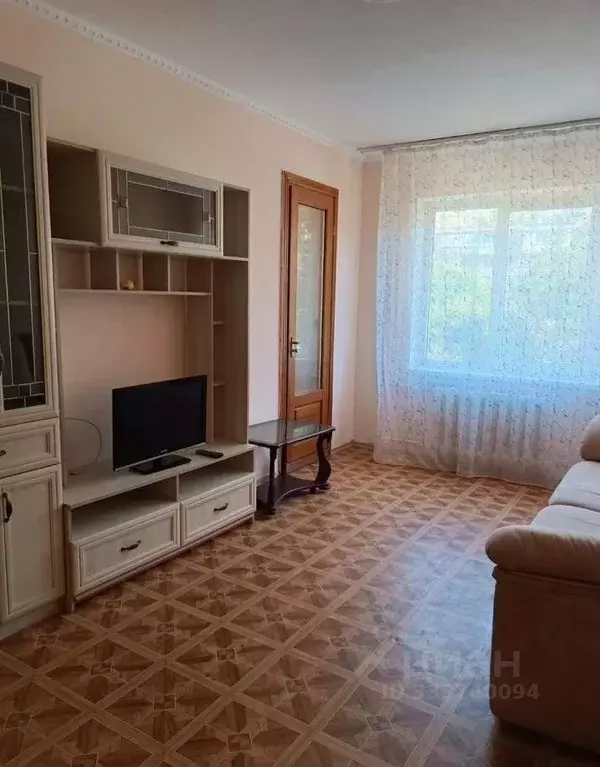 3-к кв. Крым, Симферополь ул. Кечкеметская, 19 (70.0 м) - Фото 2