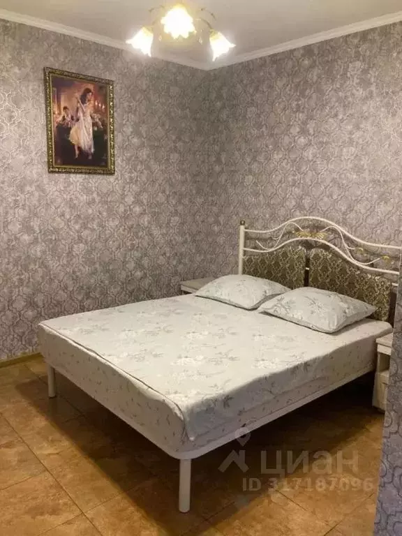 Комната Краснодарский край, Сочи ул. Ленина, 131 - Фото 0