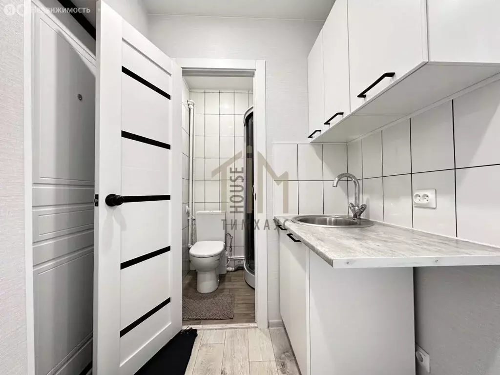 Квартира-студия: Омск, улица Декабристов, 155 (12 м) - Фото 1