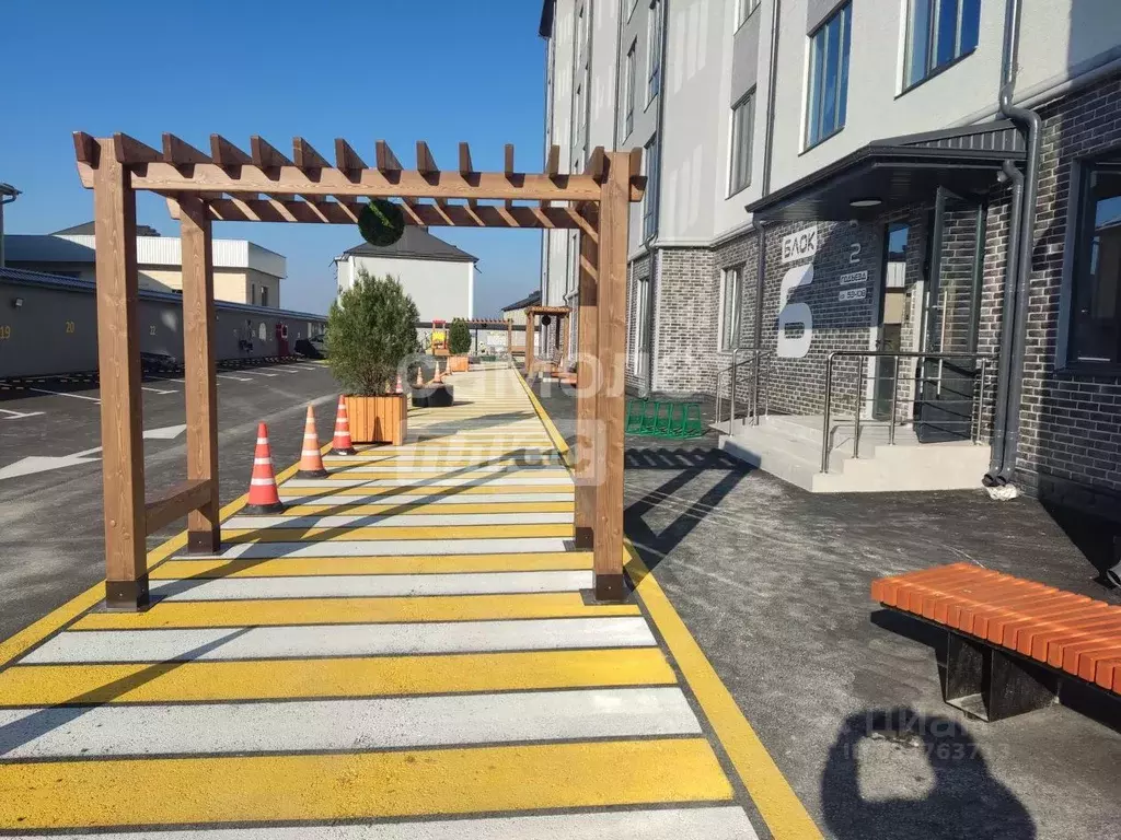 2-к кв. Кабардино-Балкария, Нальчик ул. Солнечная, 40 (76.0 м) - Фото 1