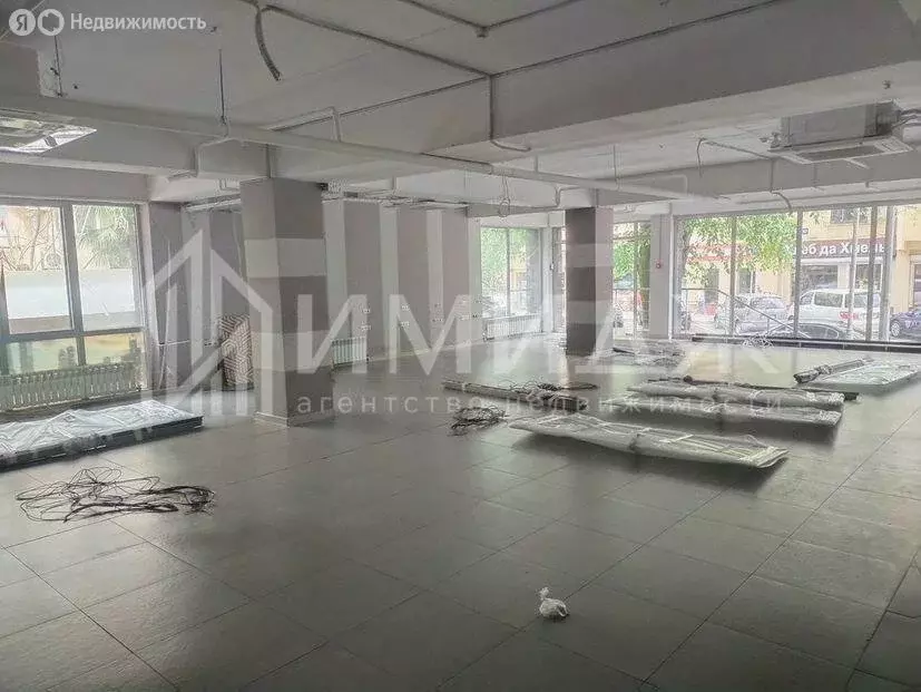 Помещение свободного назначения (820 м) - Фото 0