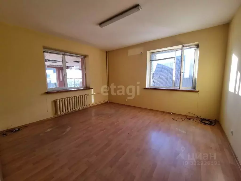 Помещение свободного назначения в Волгоградская область, Волгоград ул. ... - Фото 1