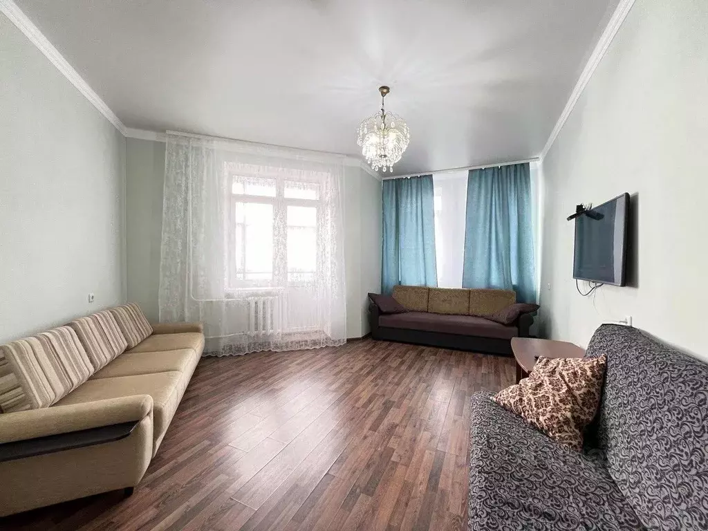 2-к кв. Орловская область, Орел ул. Розы Люксембург, 49 (83.0 м) - Фото 1