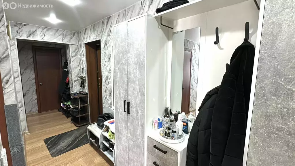 3-комнатная квартира: Нижний Тагил, улица Фрунзе, 58/33 (65 м) - Фото 2