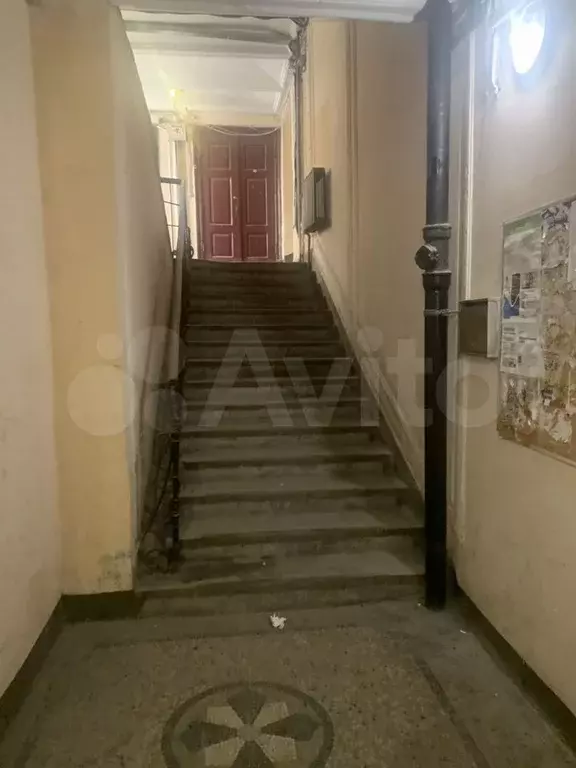 Комната 18 м в 5-к., 2/5 эт. - Фото 0