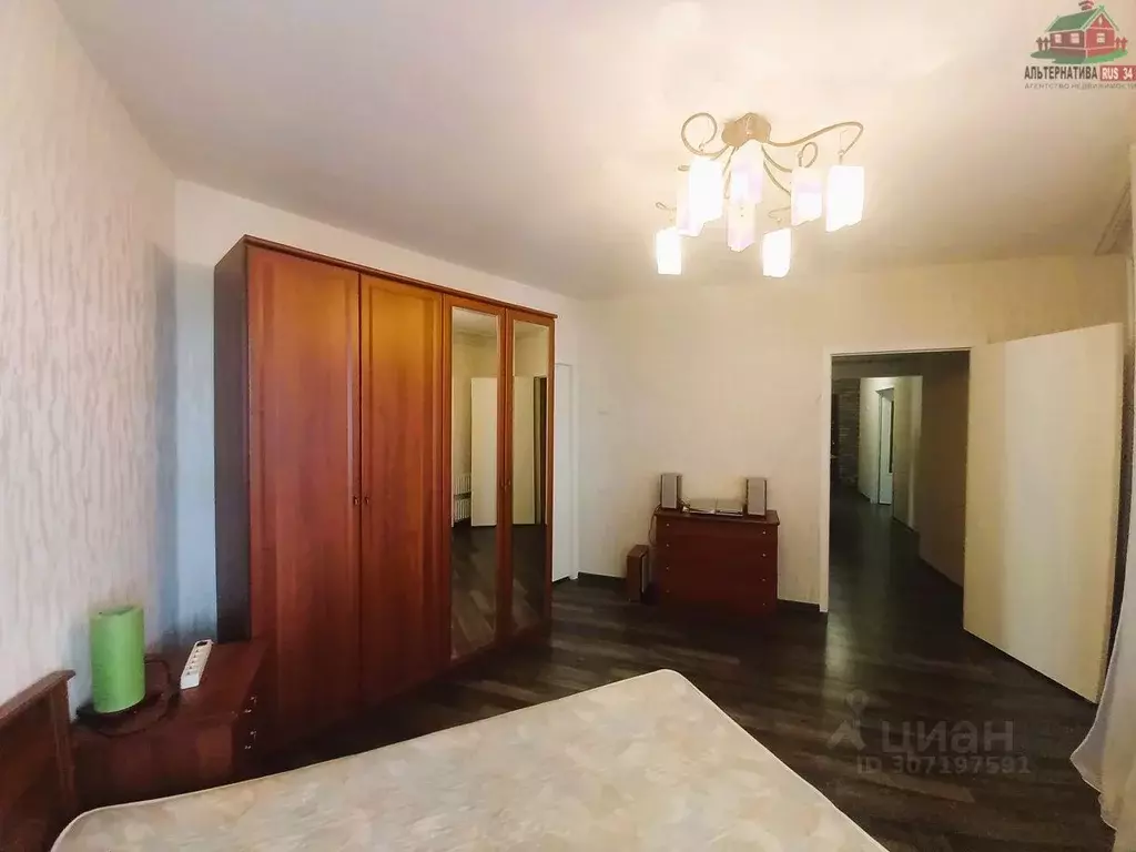 4-к кв. Волгоградская область, Волгоград Кузнецкая ул., 34 (97.0 м) - Фото 1