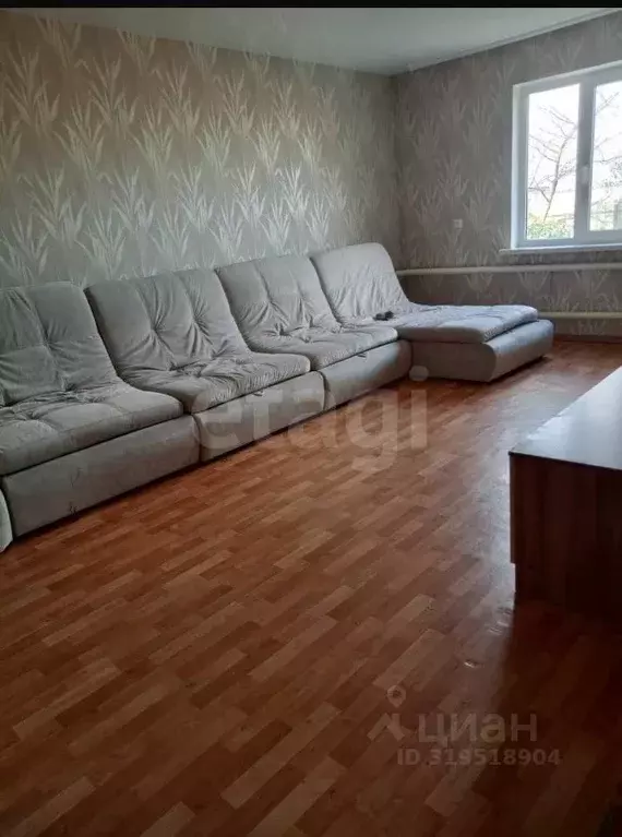 Дом в Калмыкия, Целинный район, с. Троицкое ул. Андреева, 6 (93 м) - Фото 1