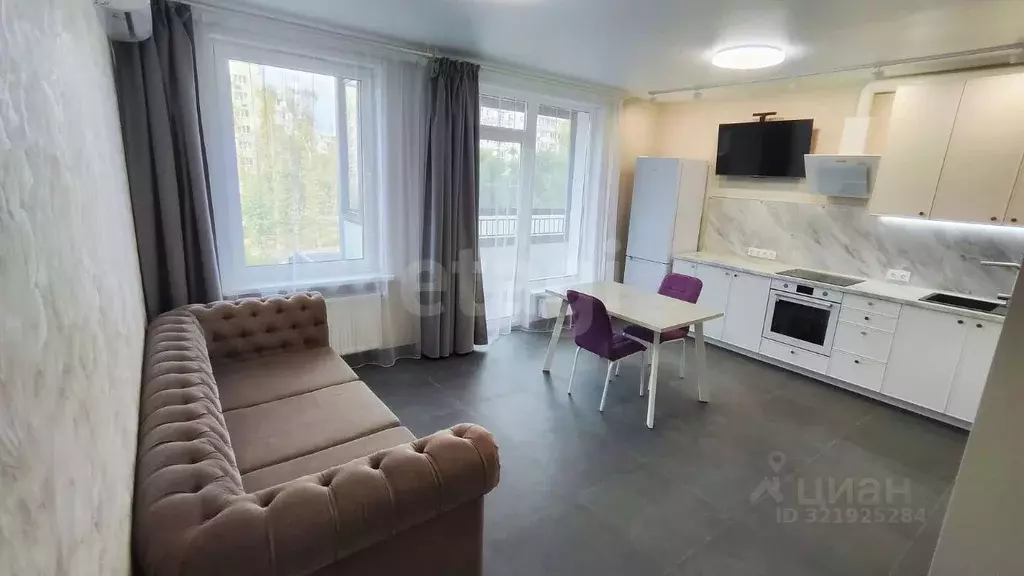 Студия Тюменская область, Тюмень Профсоюзная ул., 59 (33.1 м) - Фото 1