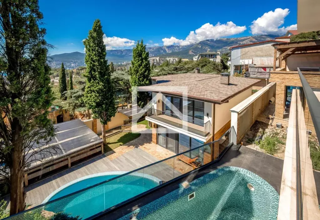 Дом в Крым, Ялта муниципальный округ, Массандра пгт ул. Мира (640 м) - Фото 1