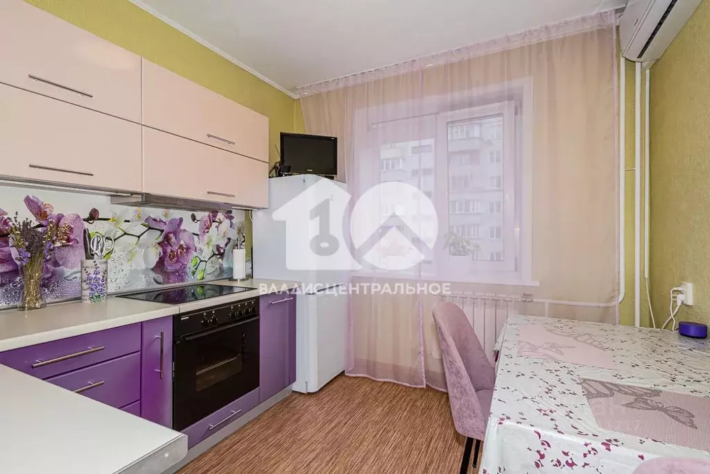 1-к кв. Новосибирская область, Новосибирск ул. Есенина, 8/5 (36.0 м) - Фото 0