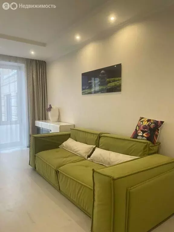 2-комнатная квартира: Москва, район Троицк, Буковая аллея, 8 (64.3 м) - Фото 1