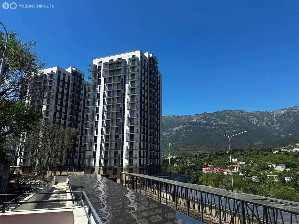 2-комнатная квартира: Ялта, Бакунинский проезд, 11А (93 м) - Фото 2