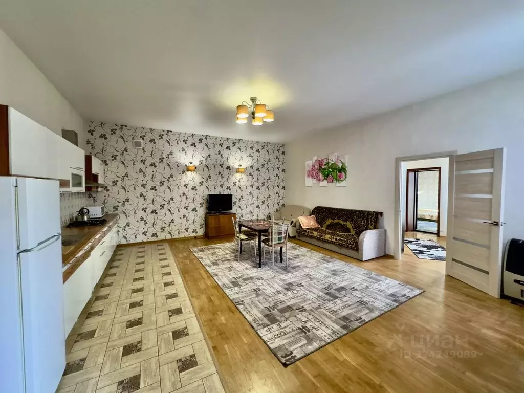 Дом в Крым, Евпатория ул. Репина, 6 (90 м) - Фото 1