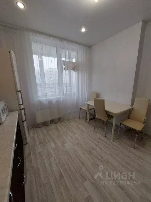 1-к кв. Свердловская область, Екатеринбург ул. Чкалова, 231 (42.4 м) - Фото 1