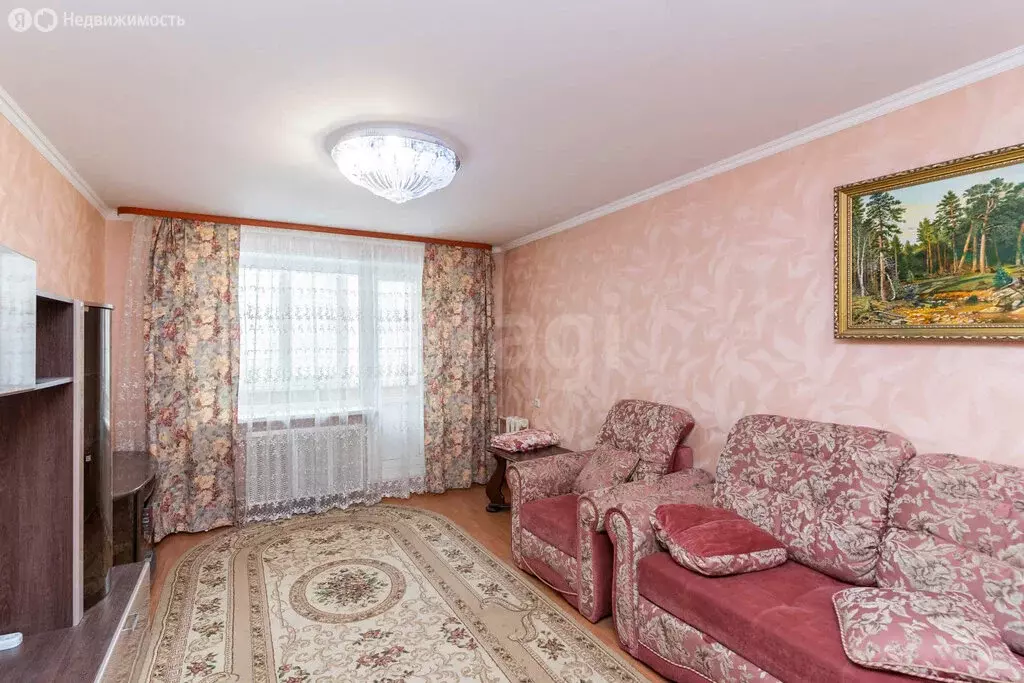 2-комнатная квартира: Тюмень, улица Пермякова, 82к1 (66 м) - Фото 1