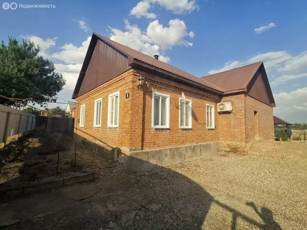 Дом в Новоалександровск, улица Калинина, 124 (114 м) - Фото 0