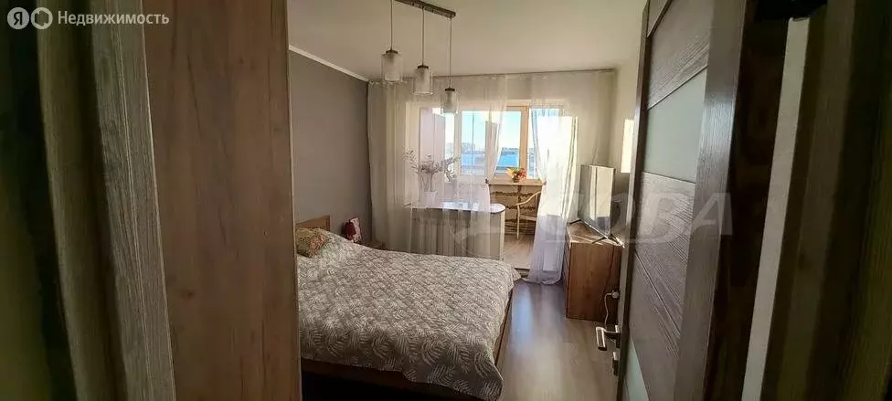 3-комнатная квартира: Тюмень, Ставропольская улица, 13 (65.6 м) - Фото 0